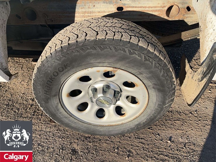 2012-chevrolet-silverado-1500-image-11