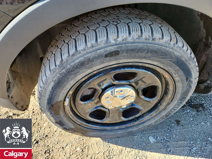 2017-ford-explorer-image-10