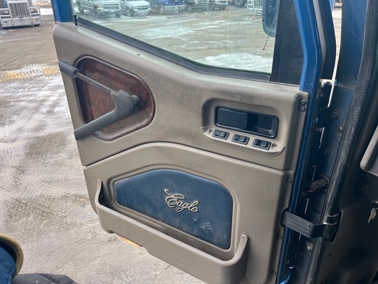 2006-international-9200-image-42