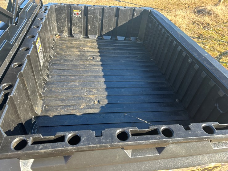 2023-polaris-ranger-1000-image-18