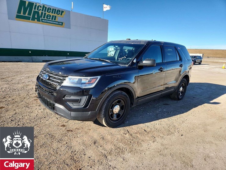 2019-ford-explorer-image-1