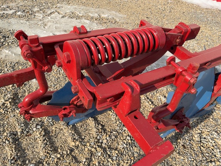 ih-2-14”-plow-image-8