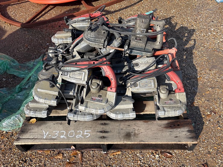 #5145-•-pallet-of-band-saws-image-3