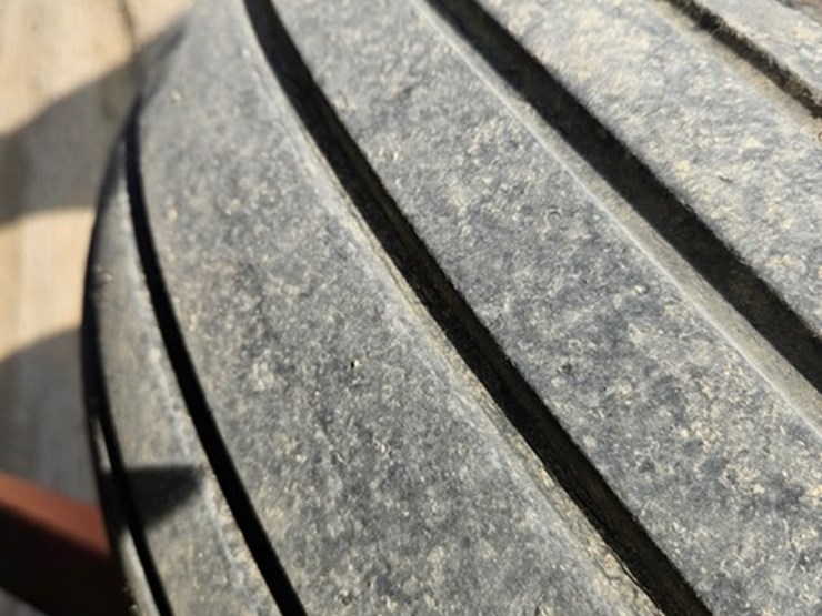 #96-•-h-&-s-14'-forage-wagon-image-18