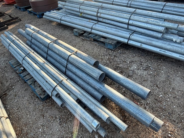 #5130-•-bundle-of-4in-galvanized-pipe-image-1