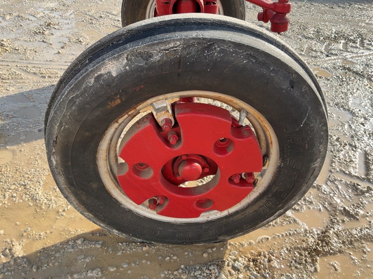 1957-mccormick-farmall-130-image-48