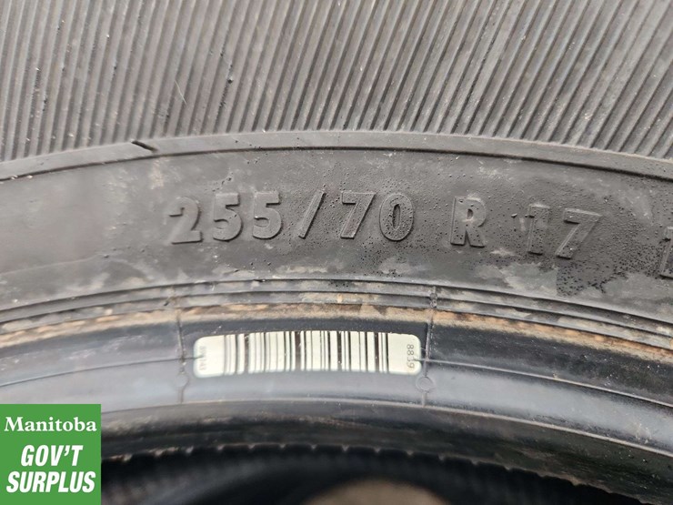 set-of-4-general-grabber-hts-tires-255/70r17-image-3