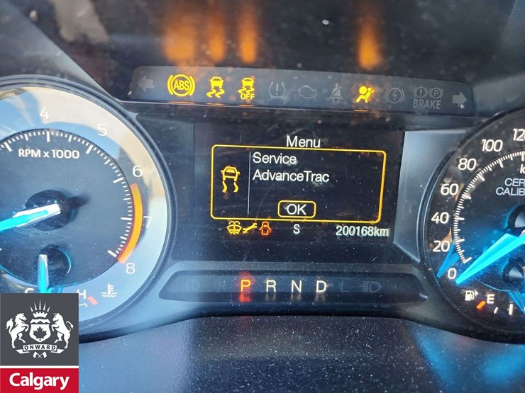 2017-ford-explorer-image-23