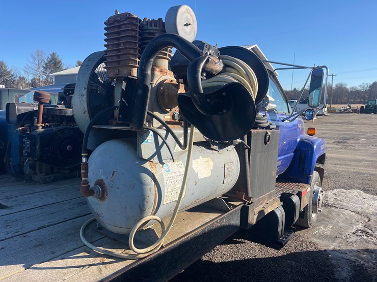 #4893-•-chevrolet-kodiak-service-truck-image-11