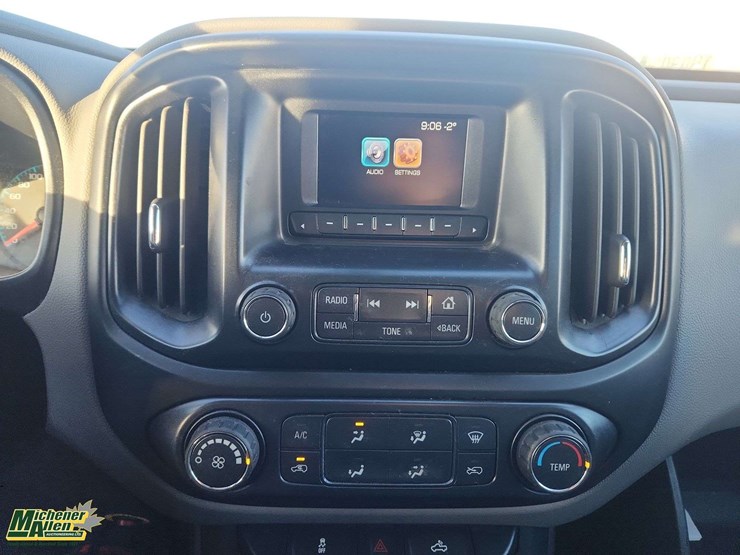 2016-chevrolet-colorado-image-22