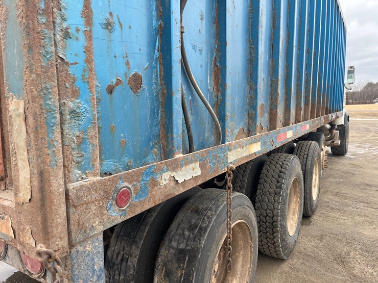 1998-mack-rd690s-image-28