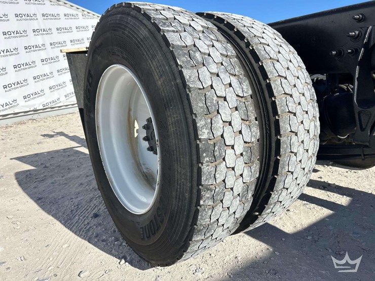 2020-international-mv607-image-31