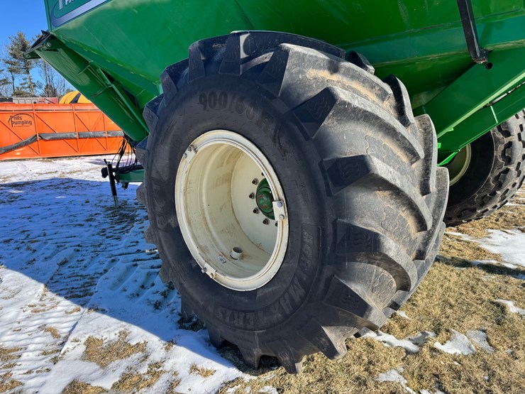 parker-1048-image-15