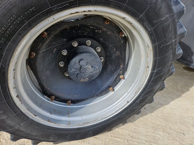 case-ih-mx180-image-45