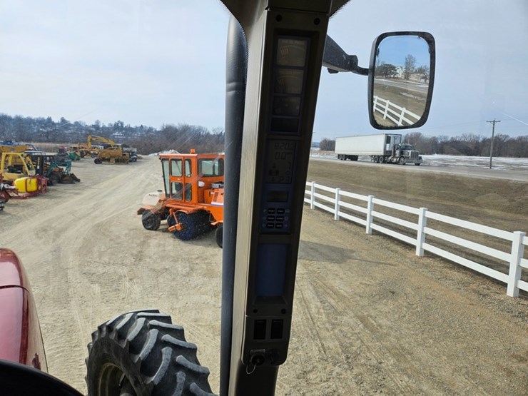 case-ih-mx180-image-29