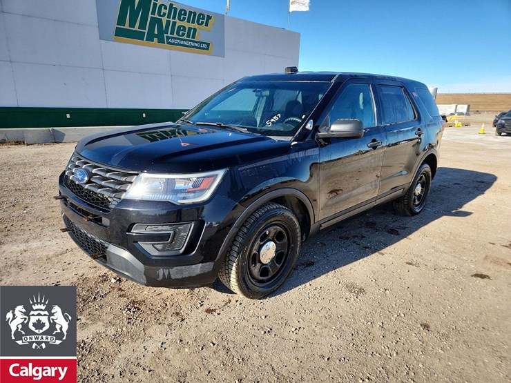 2017-ford-explorer-image-1