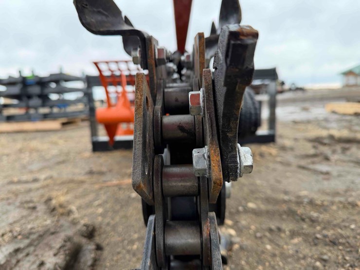 skid-steer-trencher-image-11