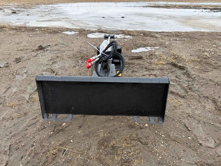 skid-steer-backhoe-attachment-image-8