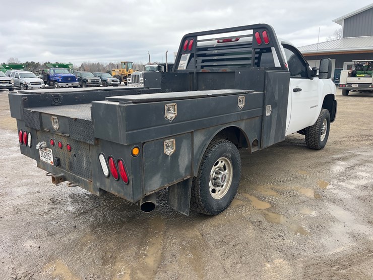 2007-chevrolet-2500-image-5