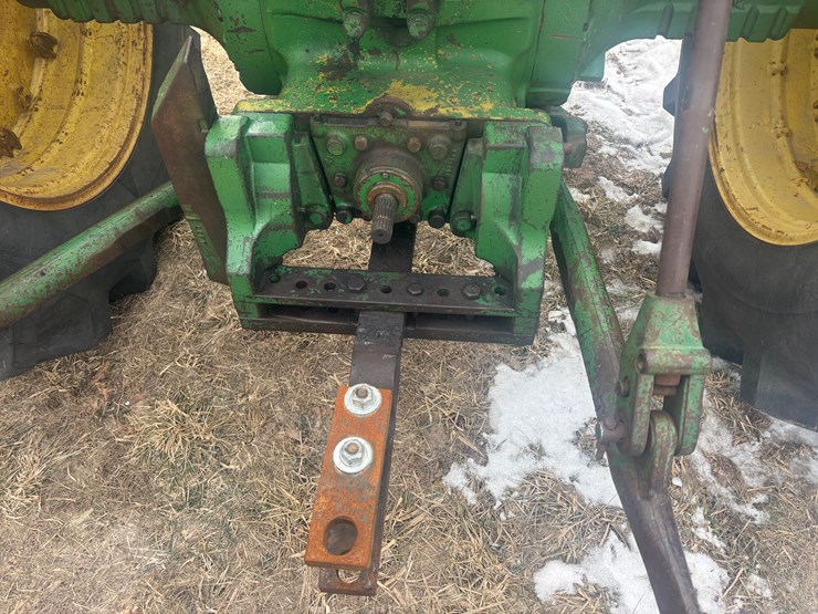 john-deere-4620-image-11