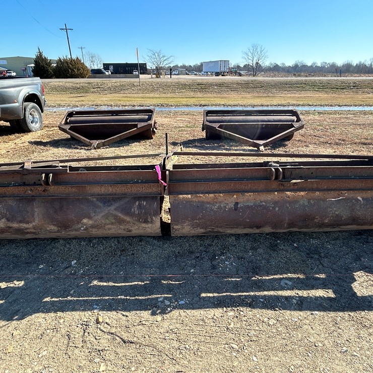 #37737 • 27' Smooth Roller