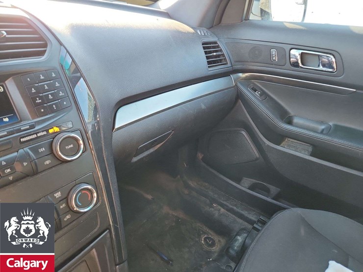 2019-ford-explorer-image-20