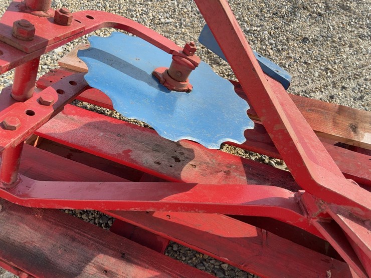 ih-single-shank-subsoiler-image-9