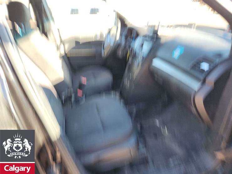 2019-ford-explorer-image-22