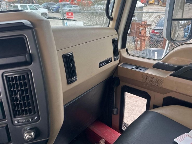 2019-mack-gr64b-quad/a-dump-truck-image-29