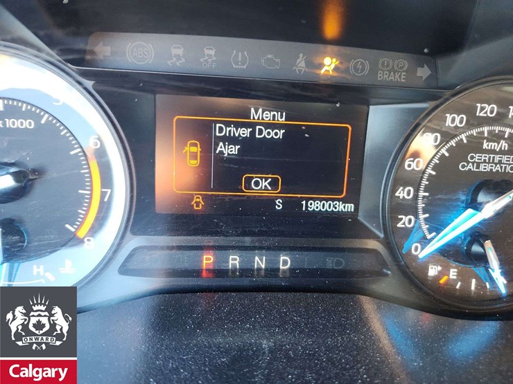 2018-ford-explorer-image-22