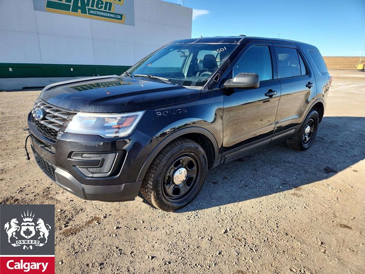 2019-ford-explorer-image-1