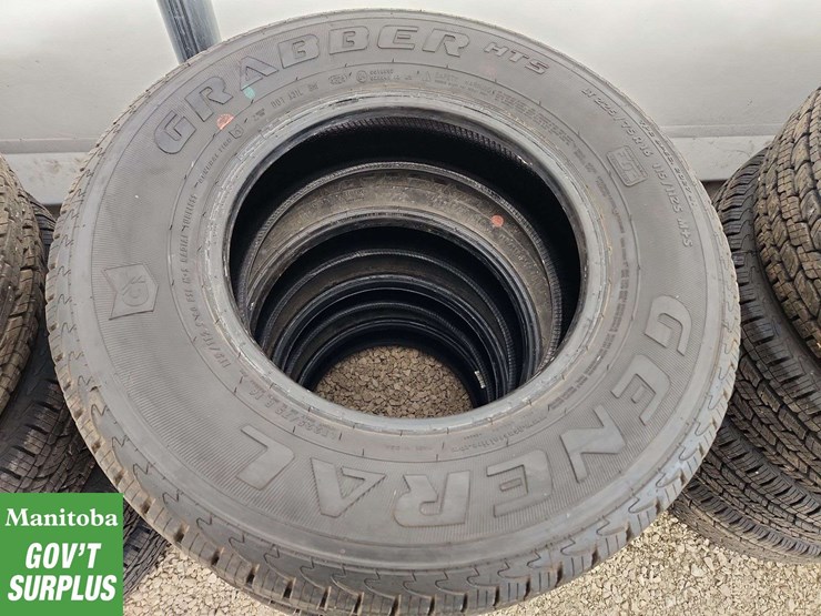 set-of-4-general-grabber-hts-tires-225/75r16-image-1