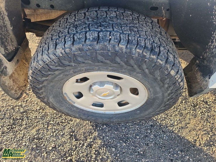 2016-chevrolet-colorado-image-12
