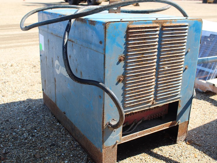 #5199-•-miller-srh333-welder-image-4