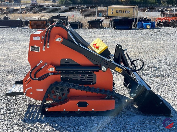 2025-unused-ft36c-skid-steer-loader-mini-skid-steer-image-5