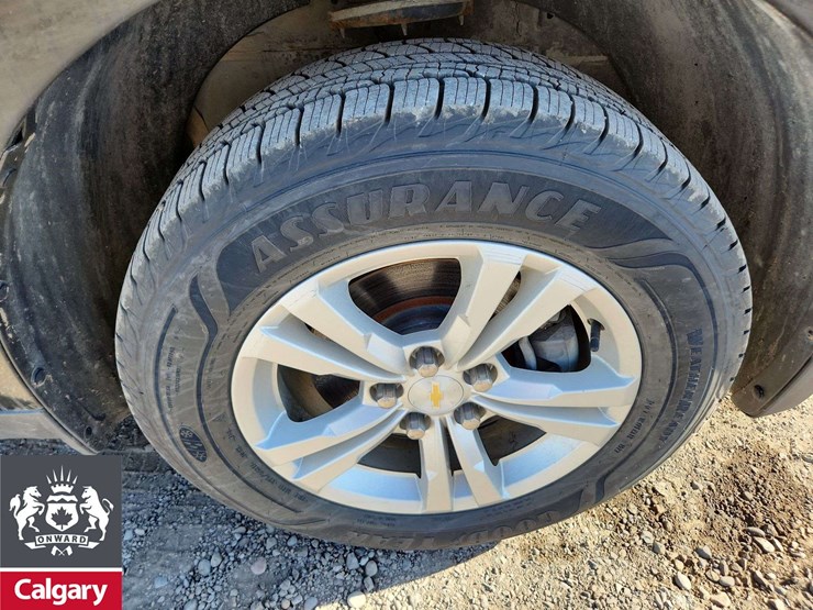 2015-chevrolet-equinox-image-13