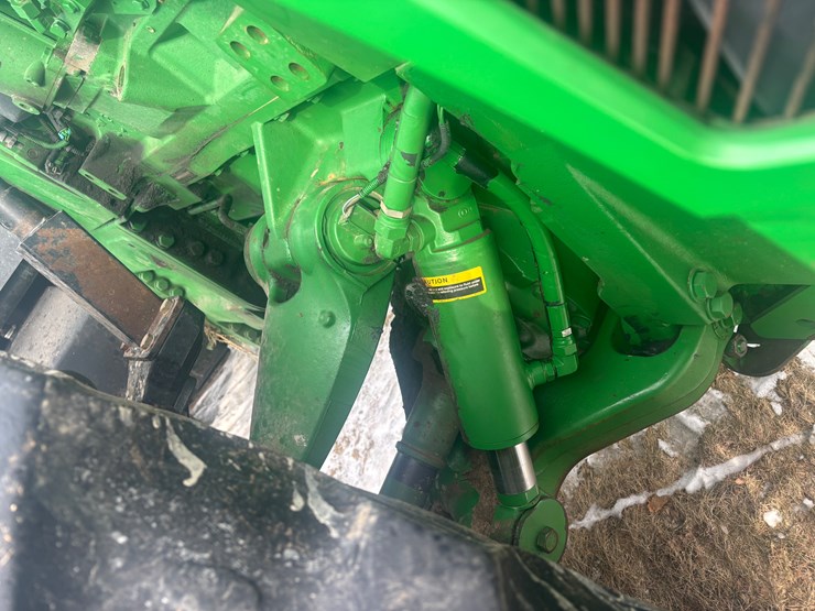 john-deere-8320-image-10
