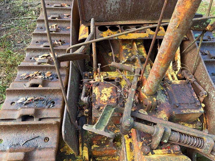 caterpillar-2-ton-crawler-image-20