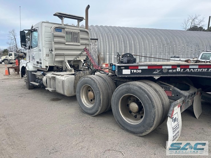 2017-volvo-vnl64-t/a-truck-tractor-image-5