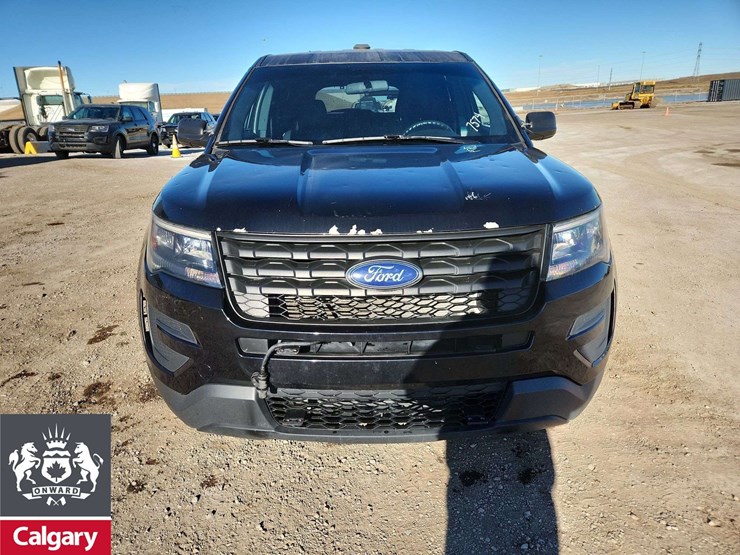 2019-ford-explorer-image-9