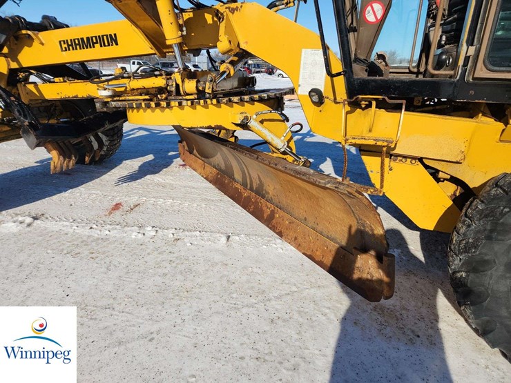 1990-champion-730a-image-11