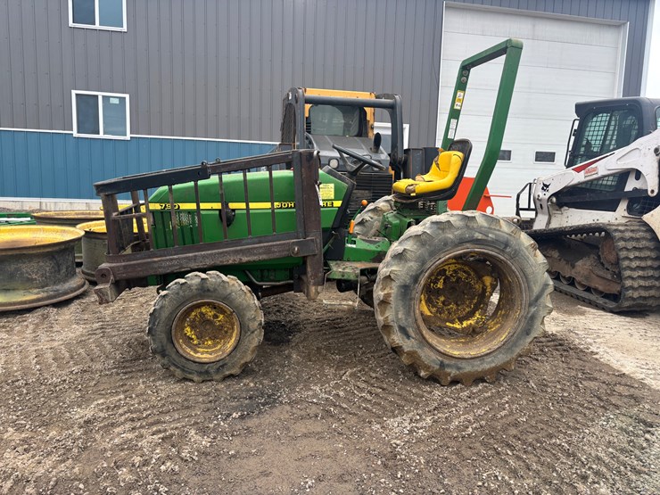 john-deere-790-image-2