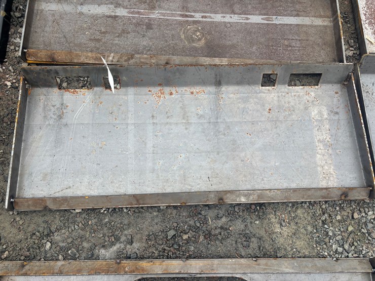 #4904-•-blank-skid-steer-plate-image-1