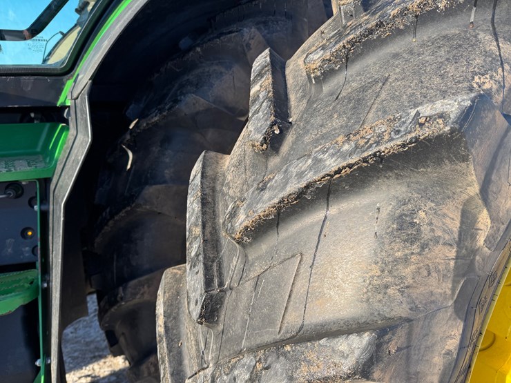 john-deere-r-image-13