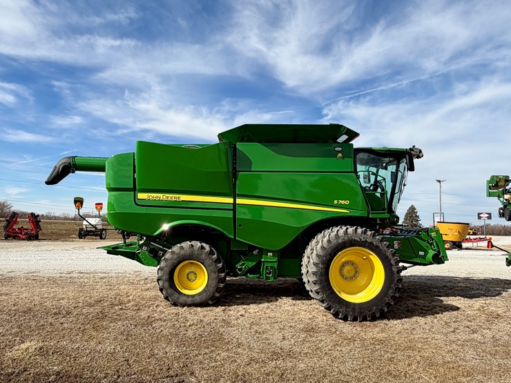 2024-john-deere-s760-image-3