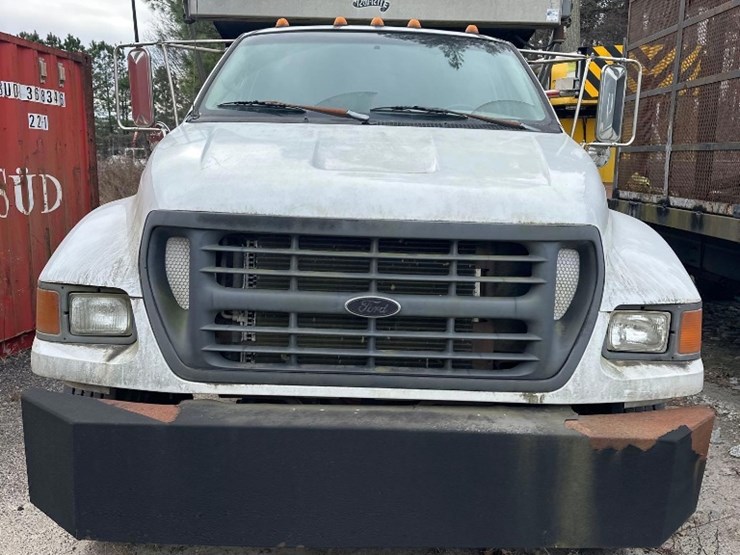 2000-ford-f750-image-2