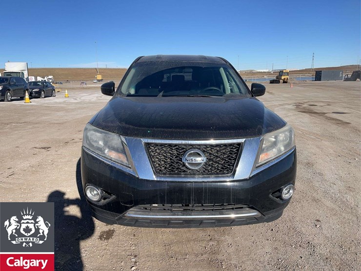 2015-nissan-pathfinder-image-9