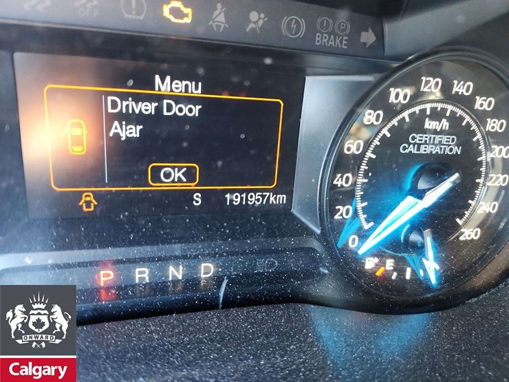 2017-ford-explorer-image-23