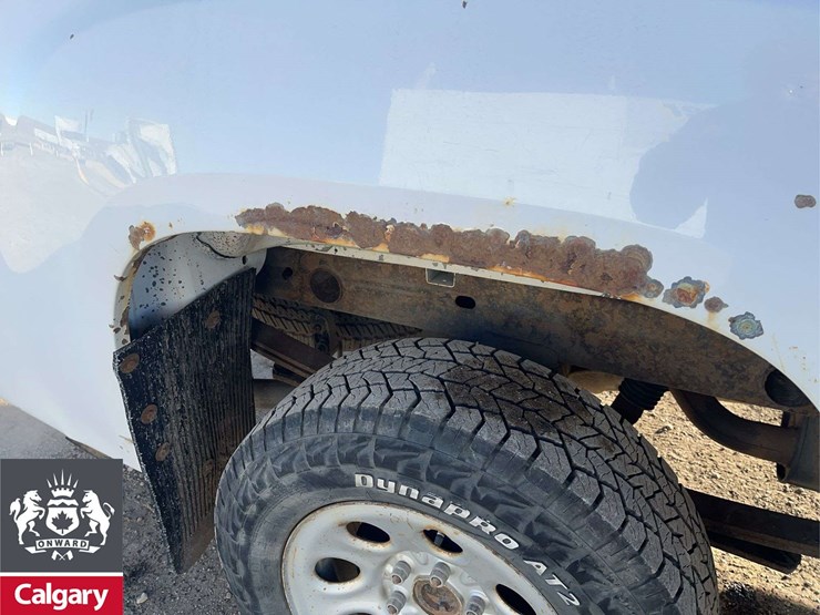 2010-gmc-sierra-1500-image-25