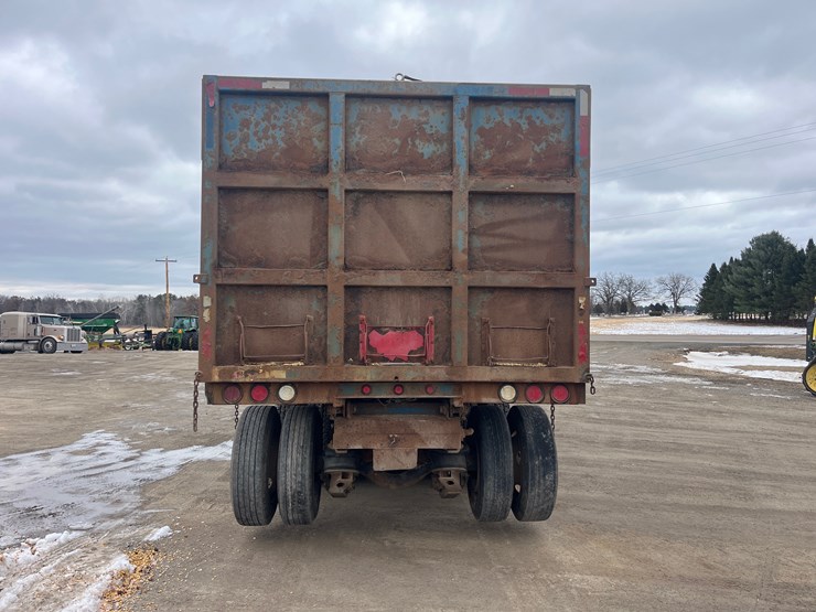 1996-international-5000-image-4